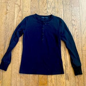 Black shirt with four buttons not too fitted size XS